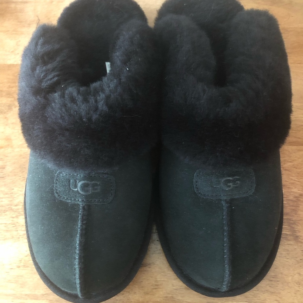 UGG Black Shearling Slippers - Picture 1 of 6